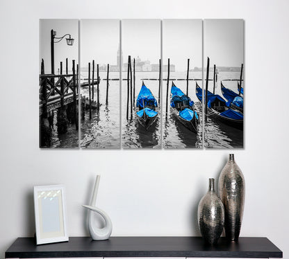 Venice Italy Typical Gondolas Cities Wall Art Artesty   