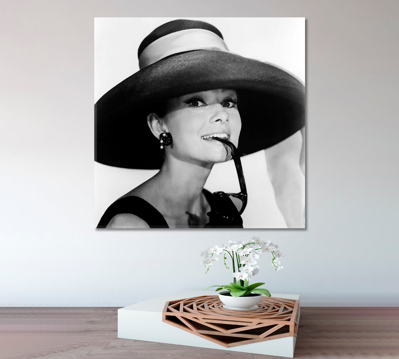 AUDREY HEPBURN BREAKFAST AT TIFFANY'S Black White Vintage Celebs Canvas Print Artesty 1 Panel 12"x12" 